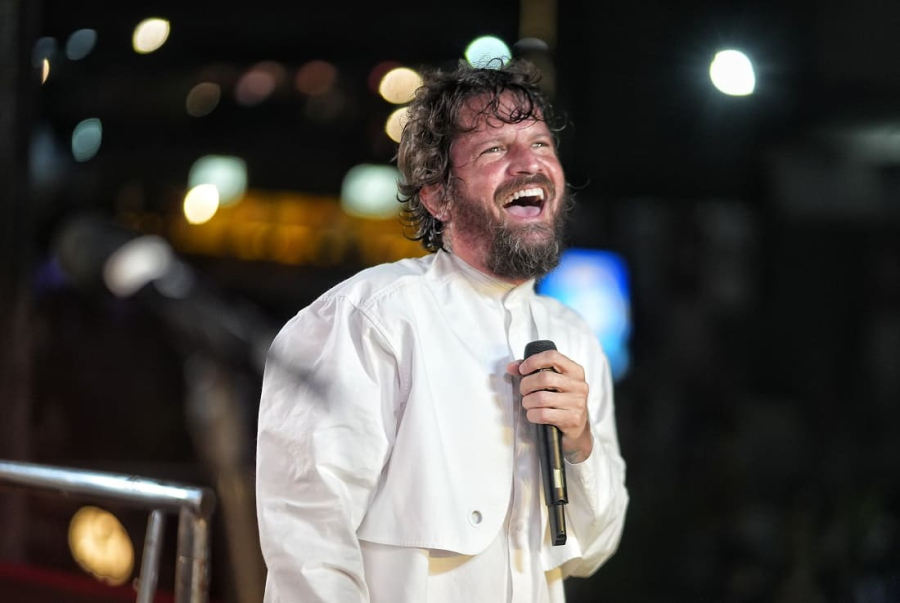 Saulo Fernandes leva o projeto “Saulo Som Sol” ao Shopping da Bahia neste domingo