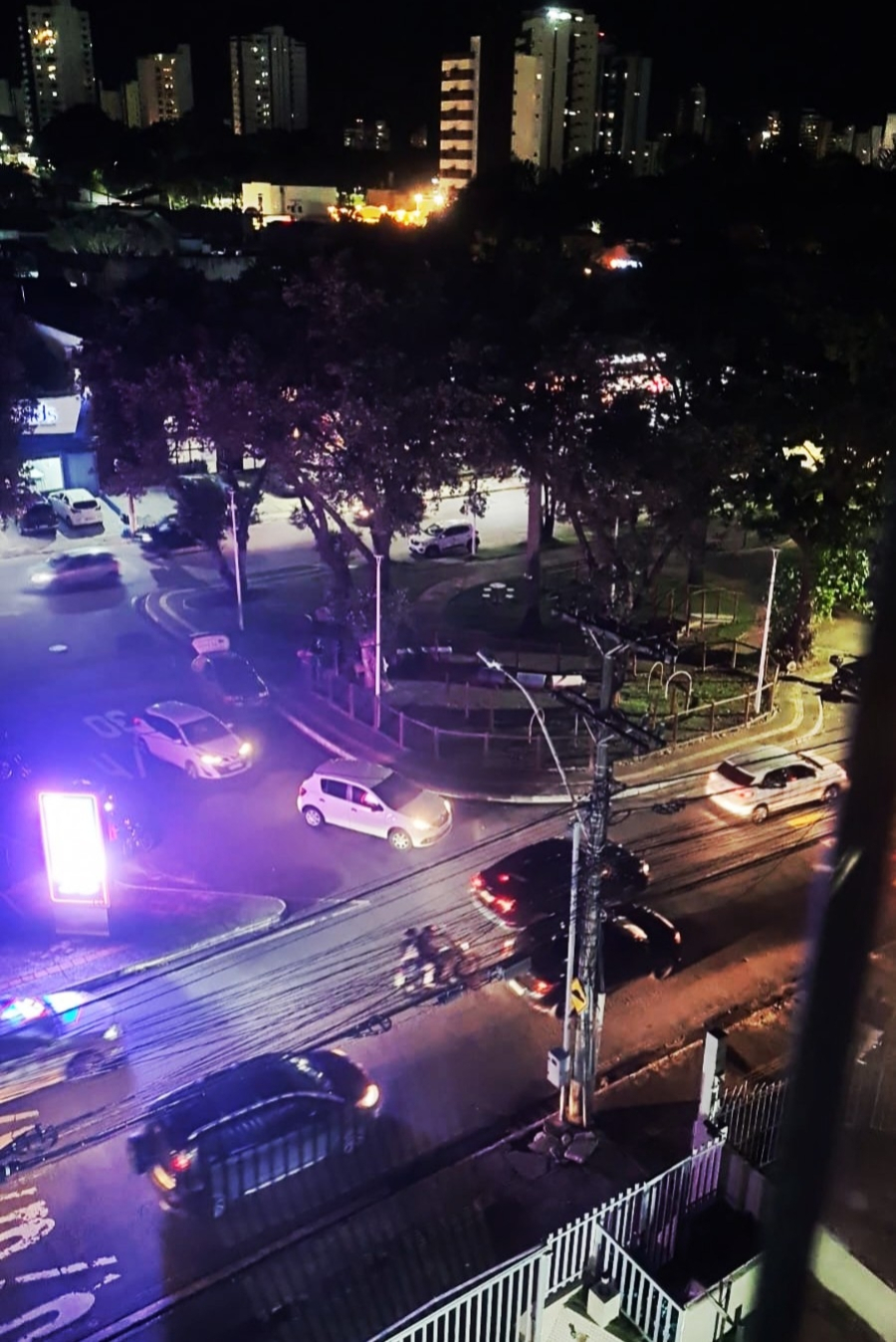 Praças da Pituba seguem com problemas de iluminação e moradores cobram solução definitiva
